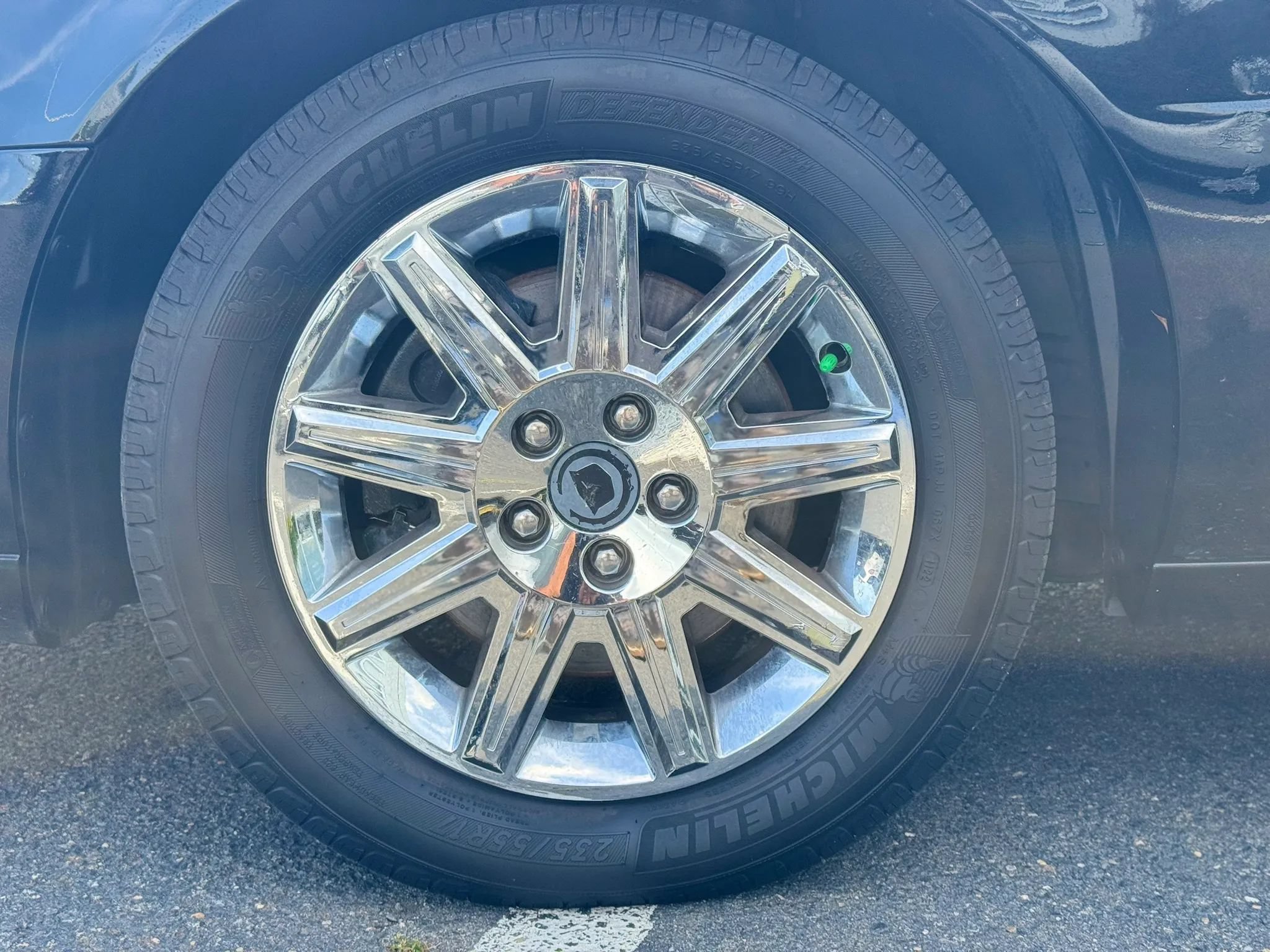 Used 2010 Cadillac DTS FWD image 47