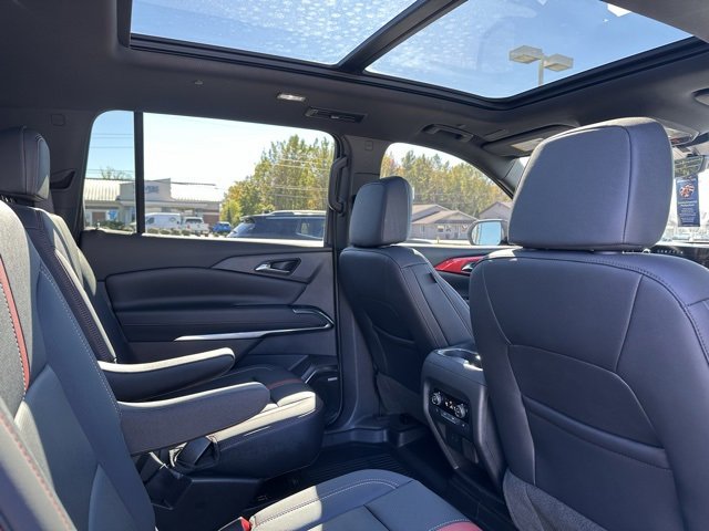 Used 2024 Chevrolet Traverse RS w/ LPO, Floor Liner Package image 13