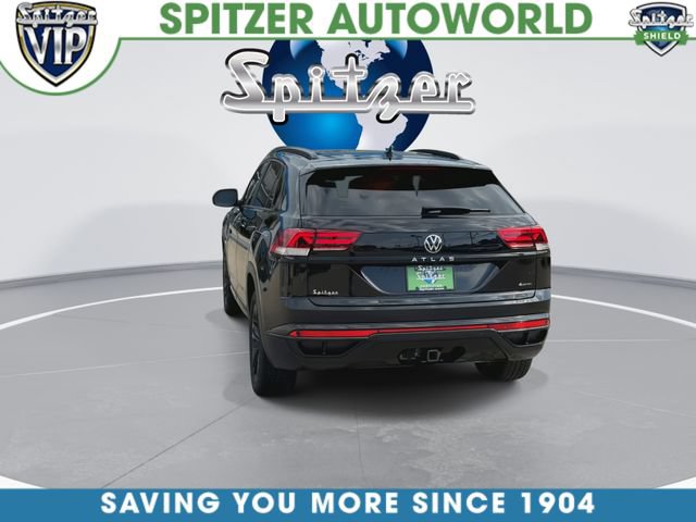 Used 2023 Volkswagen Atlas Cross Sport SEL R-Line AWD/4WD image 8