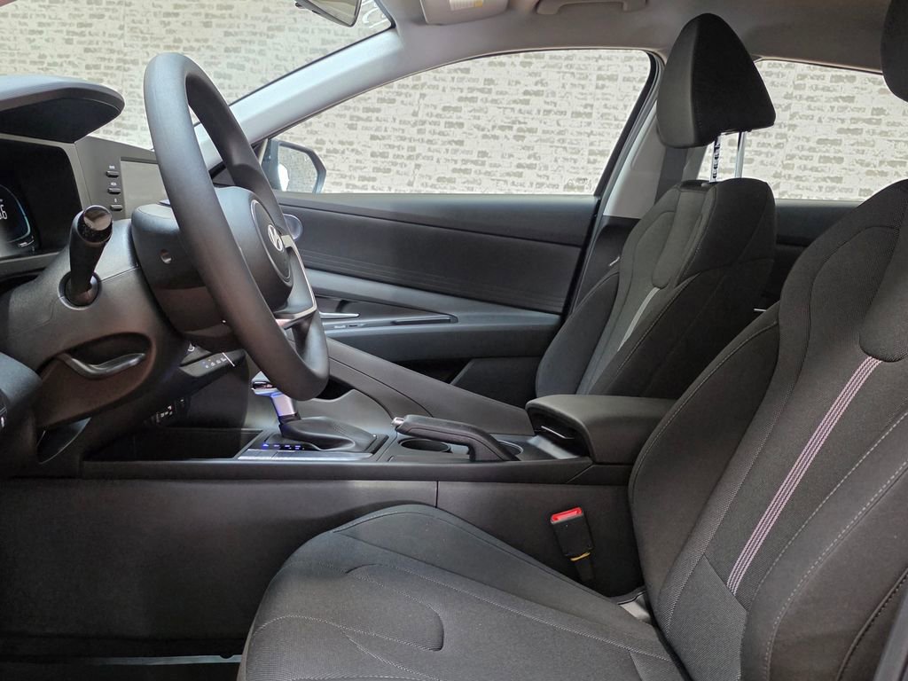 New 2026 Hyundai Elantra SE image 20
