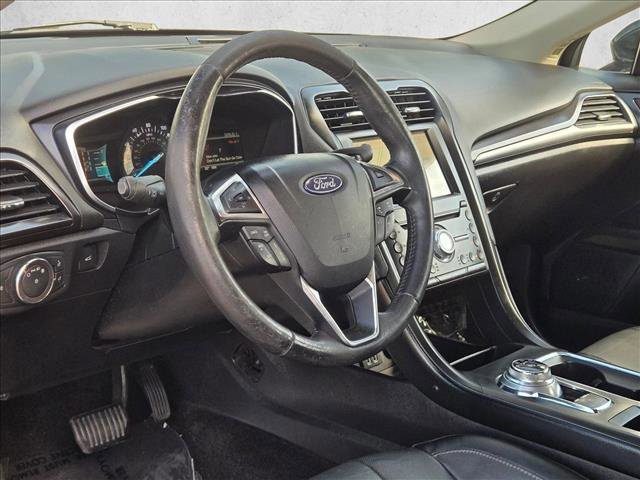 Used 2020 Ford Fusion Titanium image 10