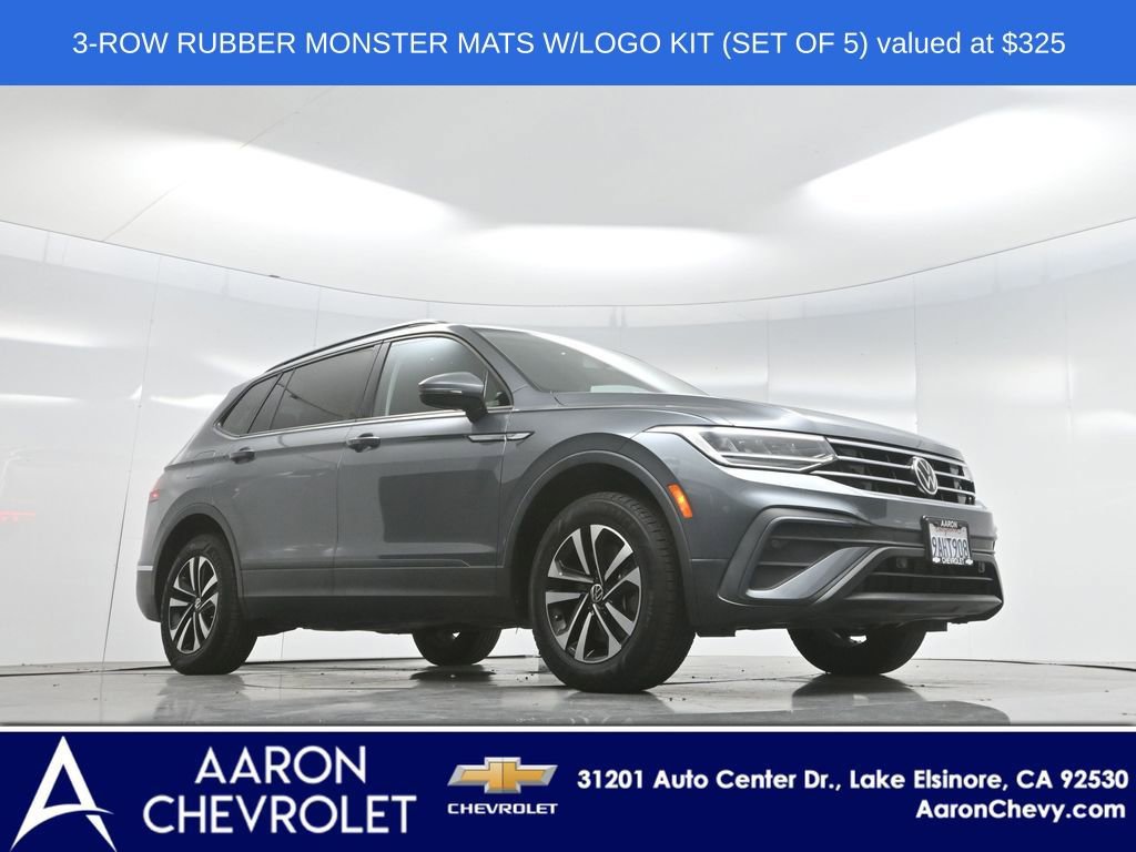 Used 2022 Volkswagen Tiguan S image 2