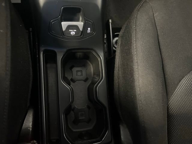 Used 2020 Jeep Renegade Sport w/ Sport Appearance Group AWD/4WD image 23