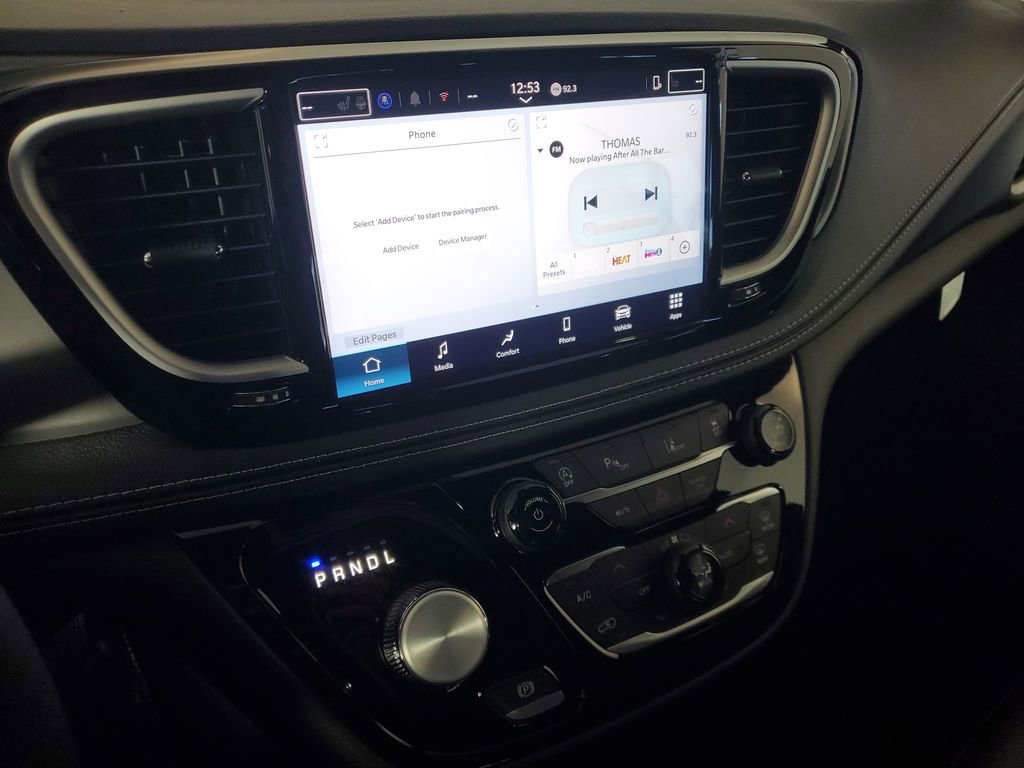 New 2026 Chrysler Pacifica Select image 19