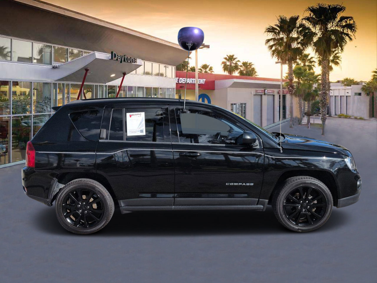 Used 2012 Jeep Compass Latitude w/ Altitude Pkg FWD image 2