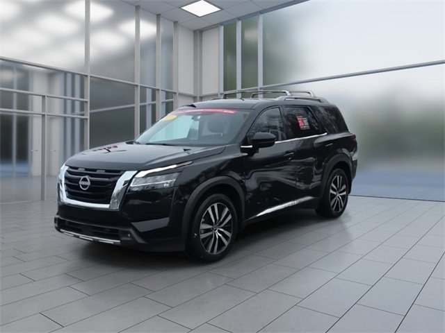 Certified 2023 Nissan Pathfinder Platinum image 4