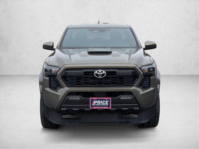 Used 2024 Toyota Tacoma TRD Sport image 2