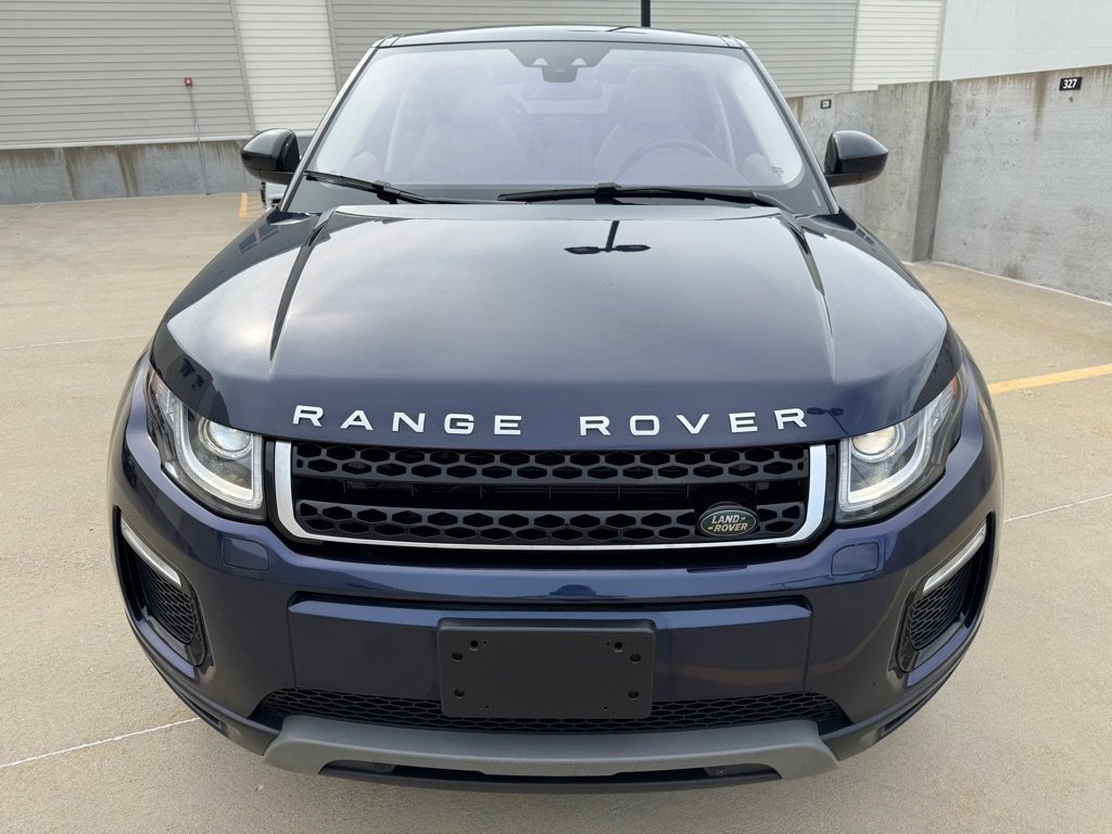 Used 2019 Land Rover Range Rover Evoque SE AWD/4WD image 8