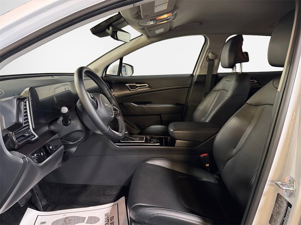 Certified 2024 Kia Sportage EX image 12