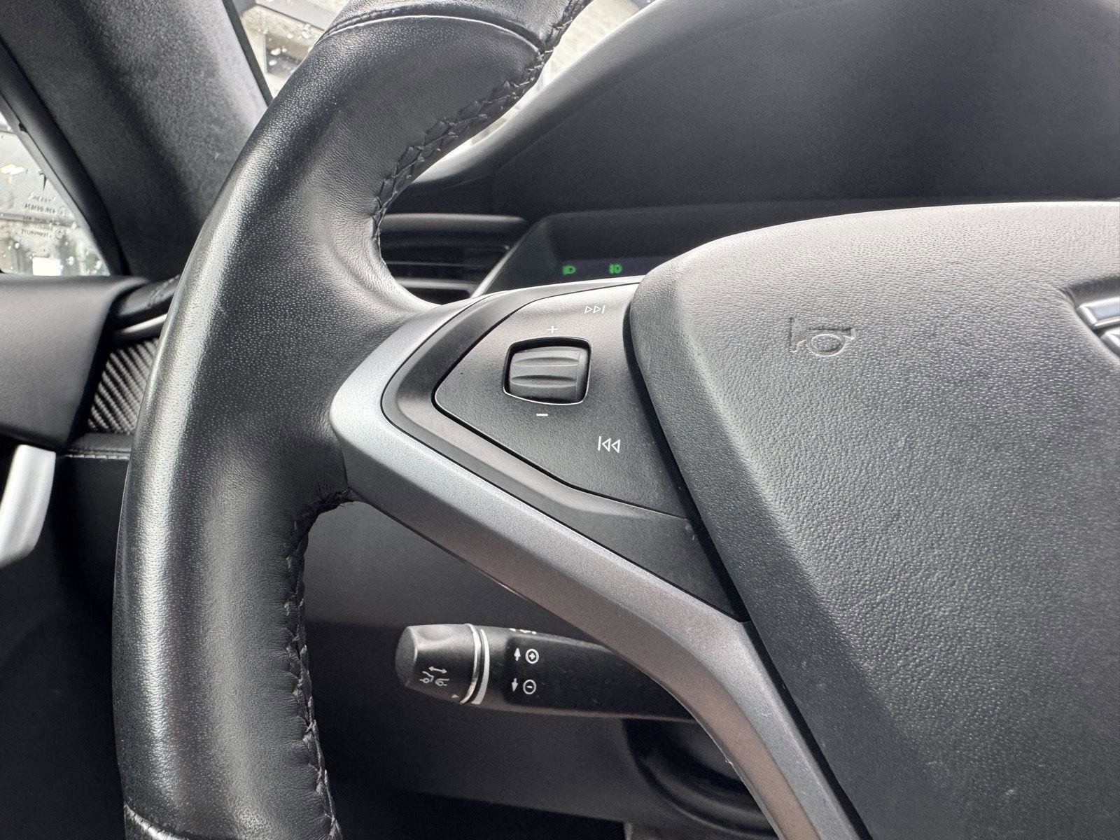 Used 2019 Tesla Model S Performance image 15