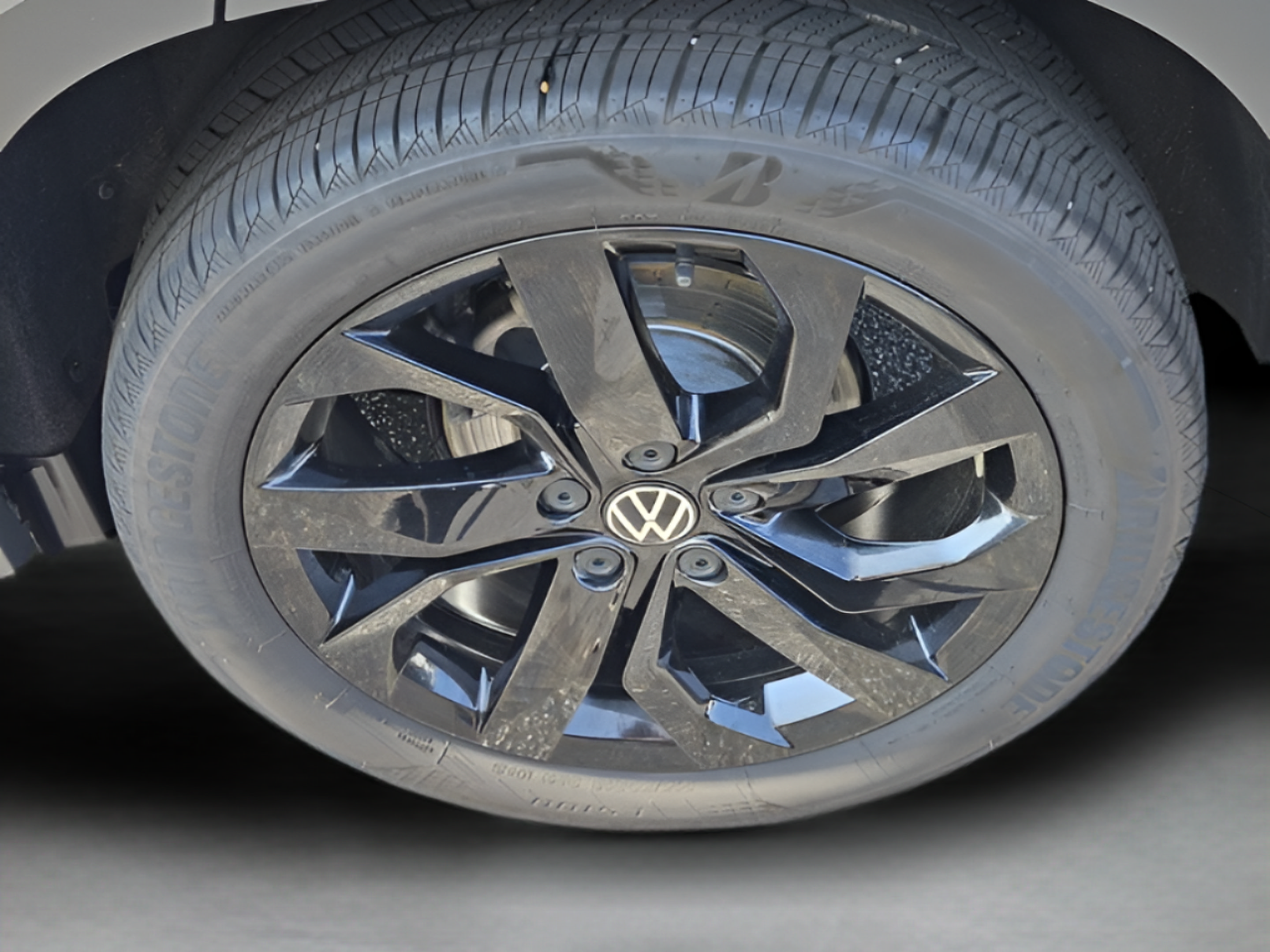 Used 2023 Volkswagen Taos SE FWD image 26