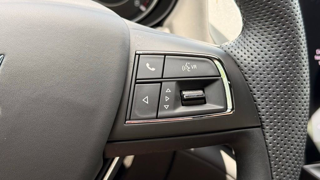 Used 2023 Maserati Ghibli Modena Q4 AWD/4WD image 19