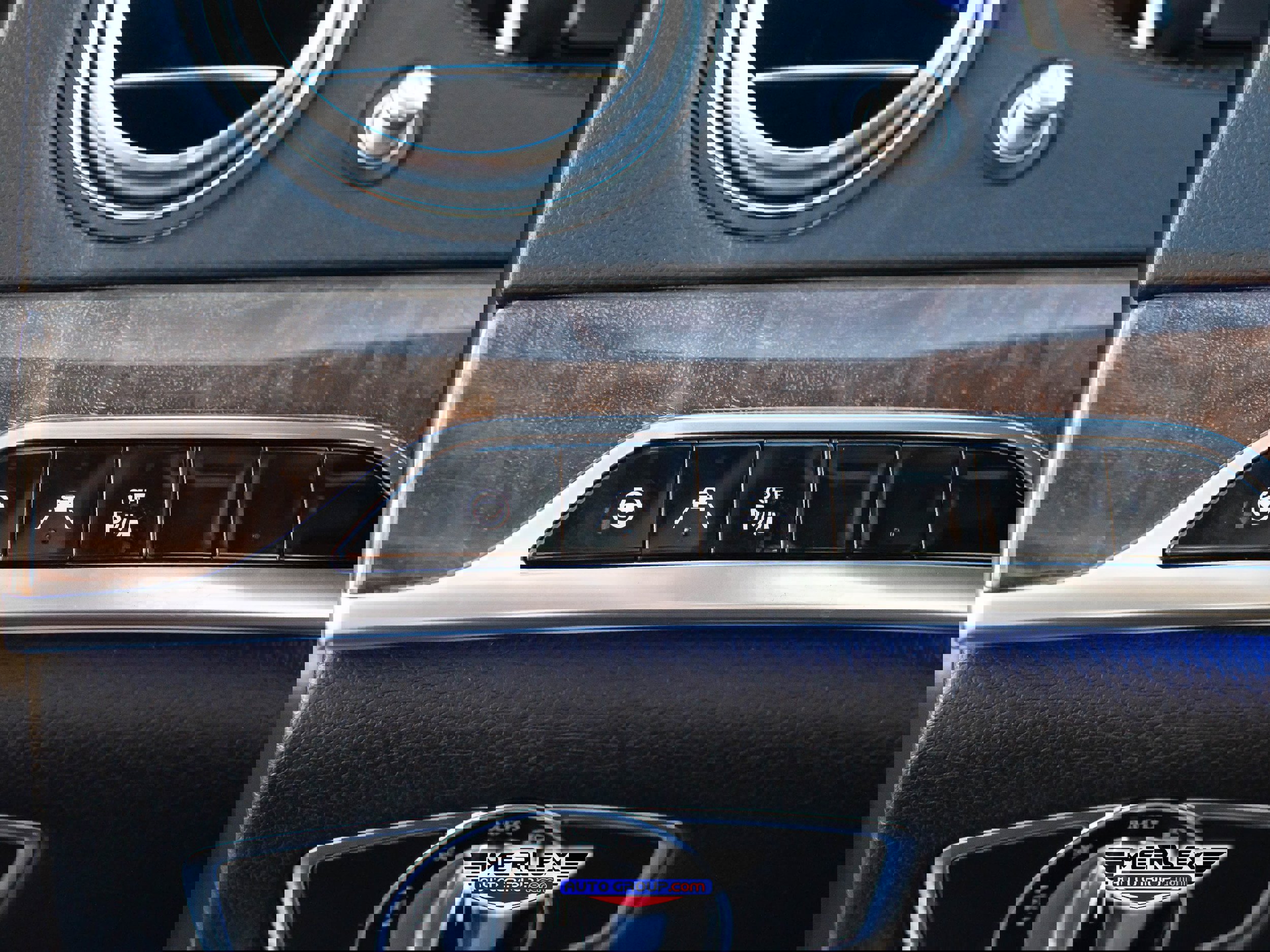 Used 2015 Mercedes-Benz S 550 Sedan w/ Premium 1 Package image 39