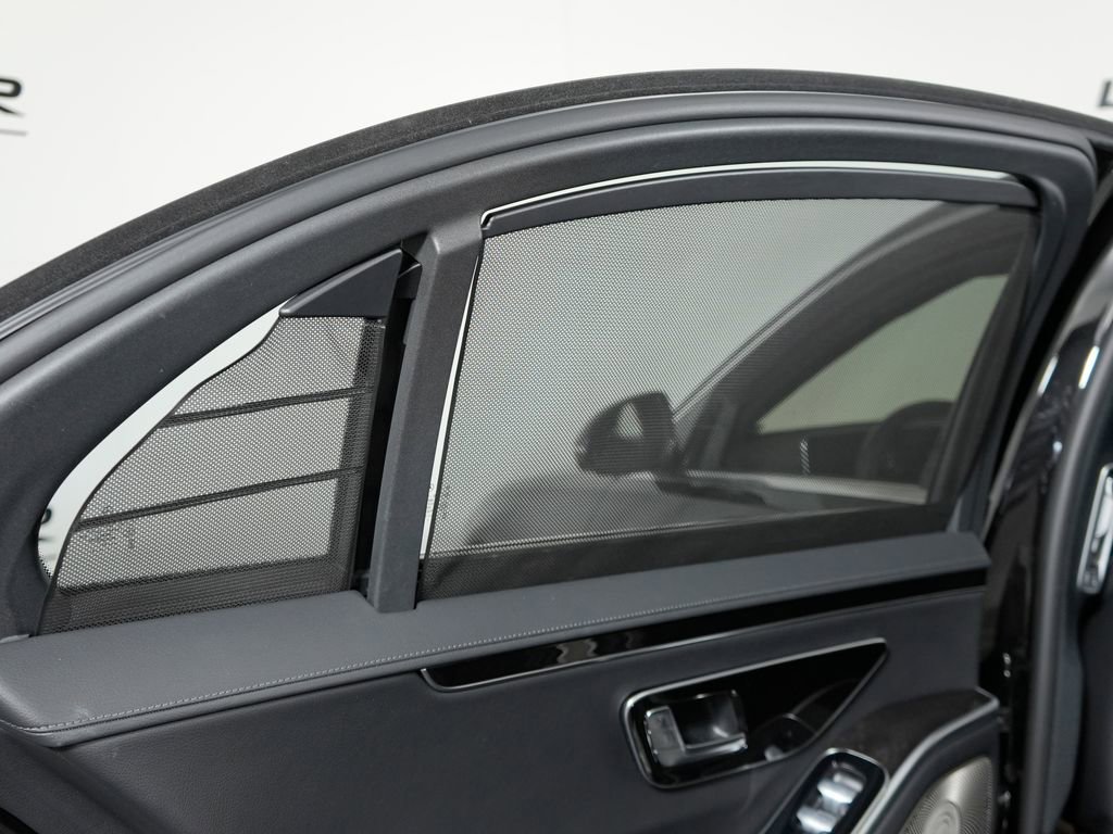 Certified 2022 Mercedes-Benz S 500 4MATIC image 33