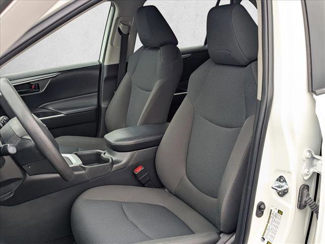 Used 2023 Toyota RAV4 LE image 15