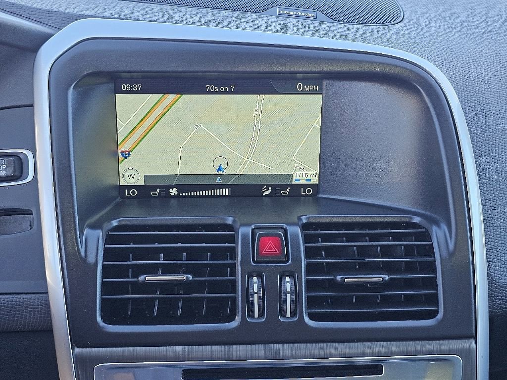 Used 2016 Volvo XC60 T5 Platinum w/ Protection Package FWD image 37