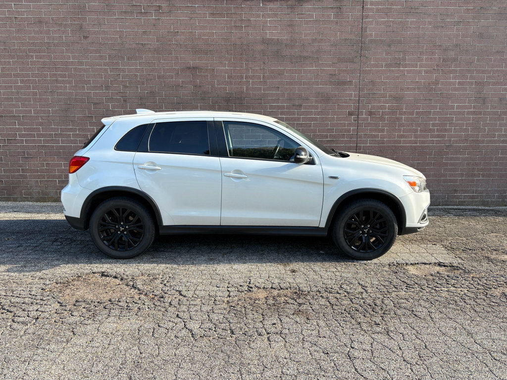 Used 2018 Mitsubishi Outlander Sport LE image 8