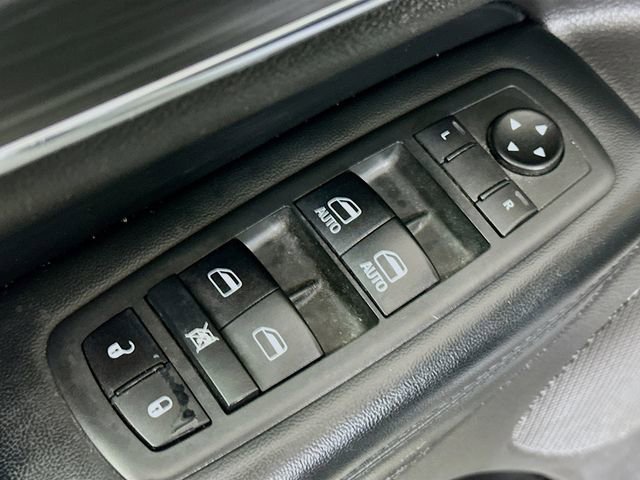 Used 2020 Jeep Grand Cherokee Limited w/ Luxury Group II image 21