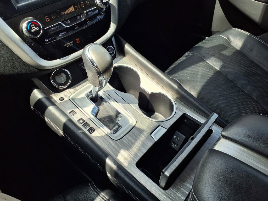 Used 2015 Nissan Murano SL w/ SL Technology Package FWD image 21