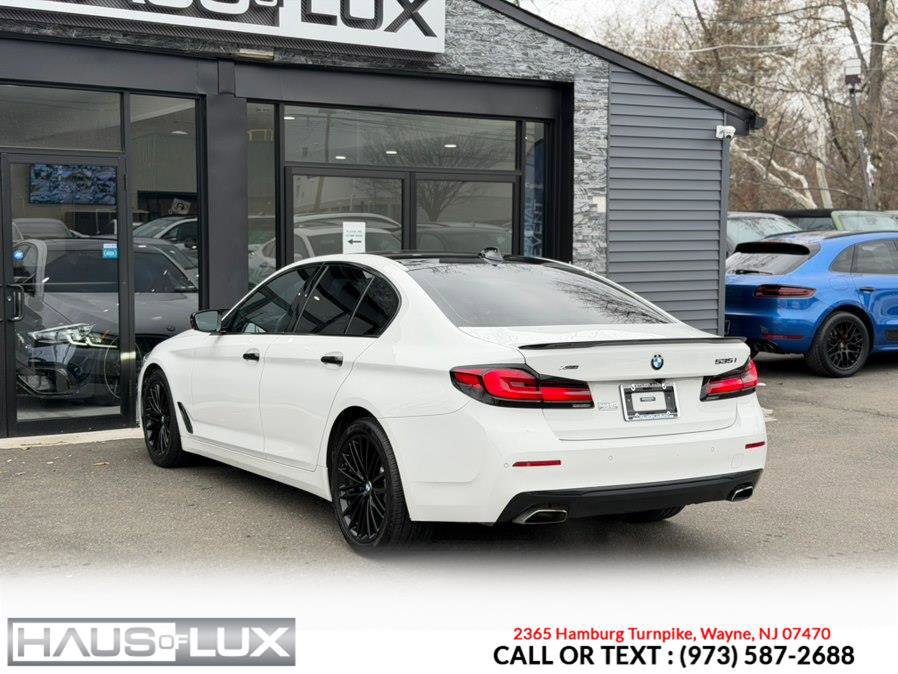 Used 2021 BMW 530i xDrive w/ Convenience Package AWD/4WD image 19