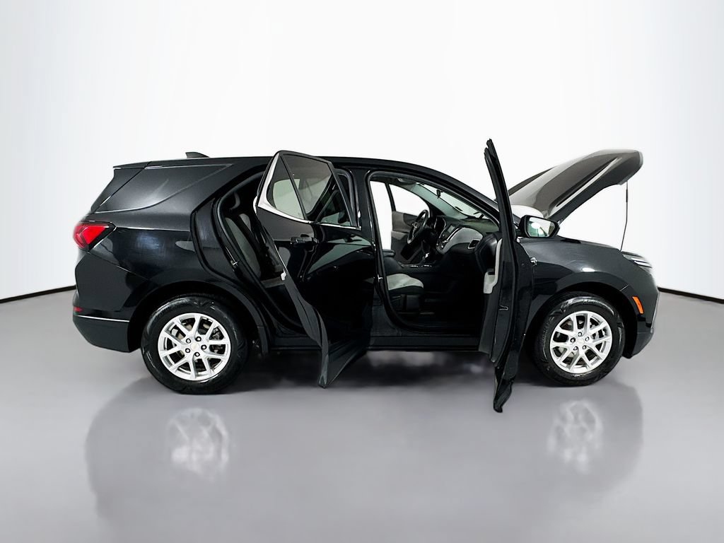 Used 2022 Chevrolet Equinox LT w/ LPO, Floor Liner Package AWD/4WD image 21