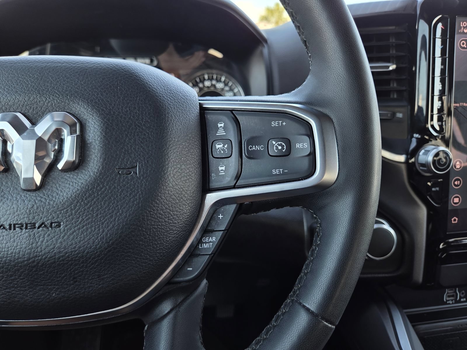 Used 2025 RAM 1500 Big Horn AWD/4WD image 46