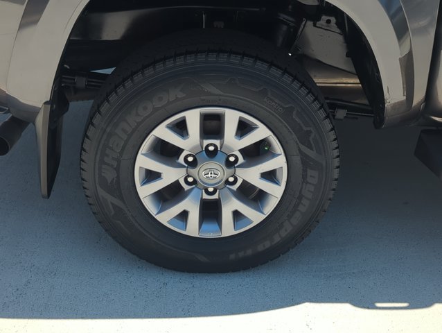 Used 2019 Toyota Tacoma SR5 RWD image 22