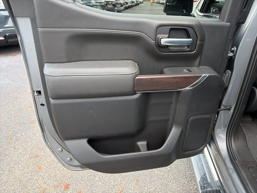 Used 2021 GMC Sierra 1500 SLT w/ SLT Premium Package image 18