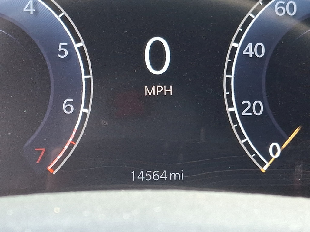 Certified 2025 Jeep Grand Cherokee Laredo AWD/4WD image 19