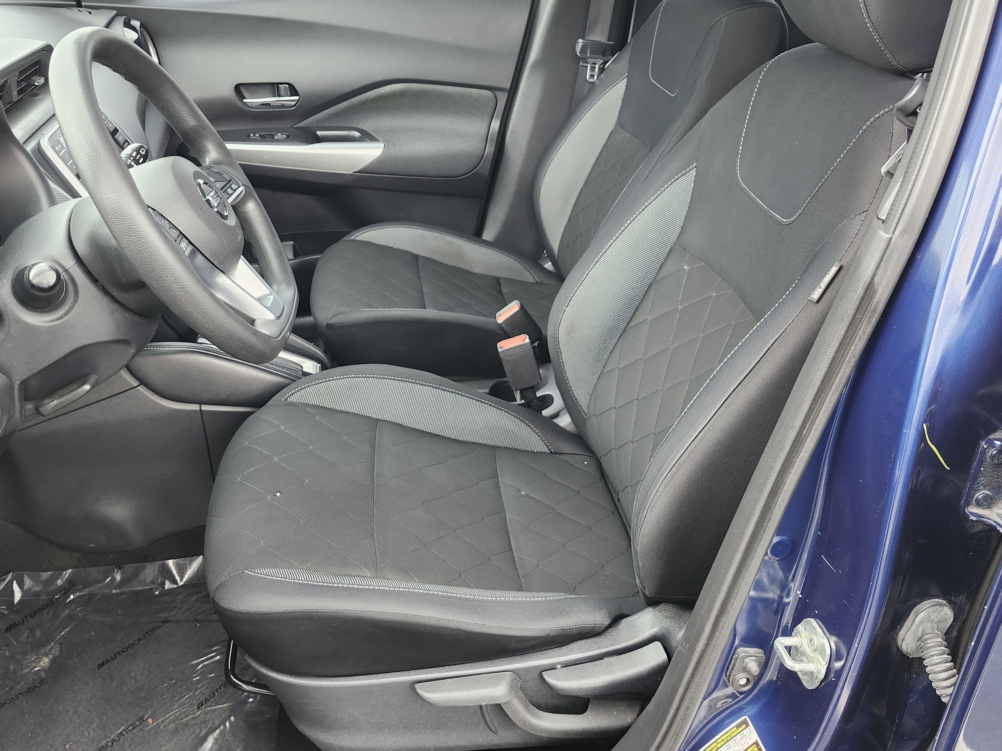 Used 2020 Nissan Kicks SV FWD image 21
