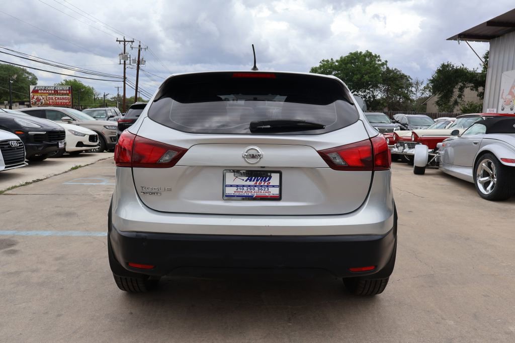 Used 2017 Nissan Rogue Sport S w/ S Appearance Package image 6