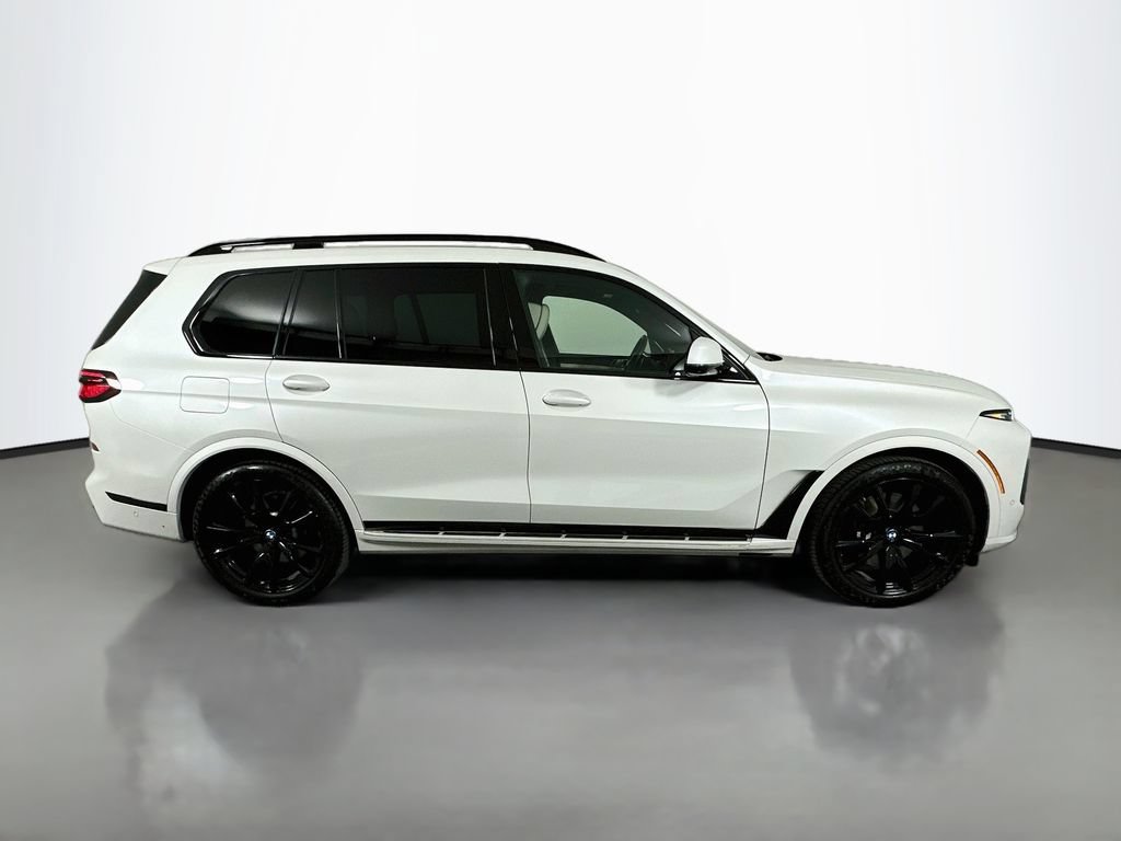 Certified 2024 BMW X7 xDrive40i w/ M Sport Package AWD/4WD image 4