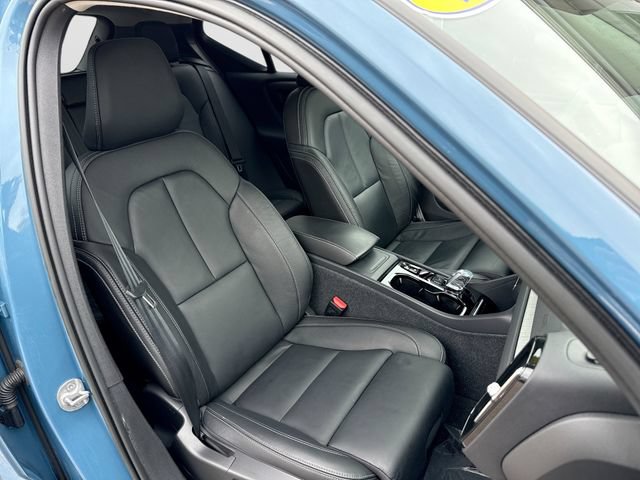 Certified 2024 Volvo XC40 B5 Plus w/ Protection Package Premier AWD/4WD image 29
