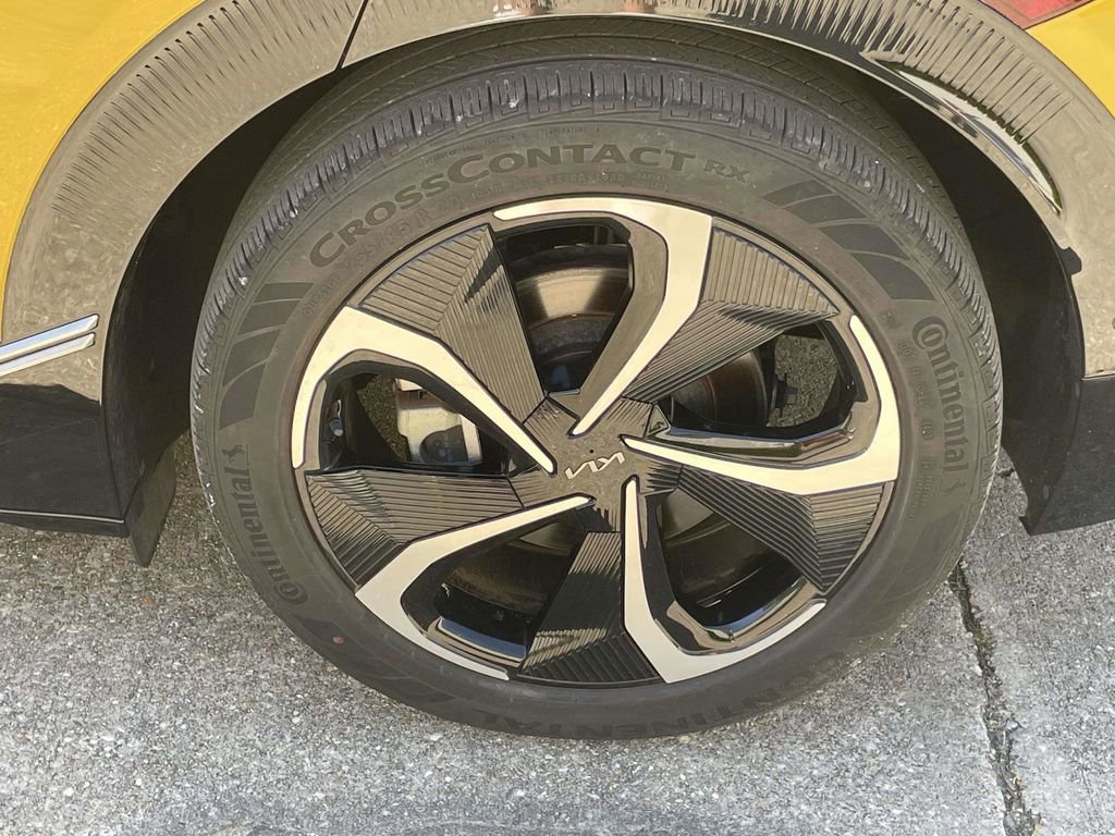 Used 2022 Kia EV6 GT-Line w/ First Edition Package AWD/4WD image 9