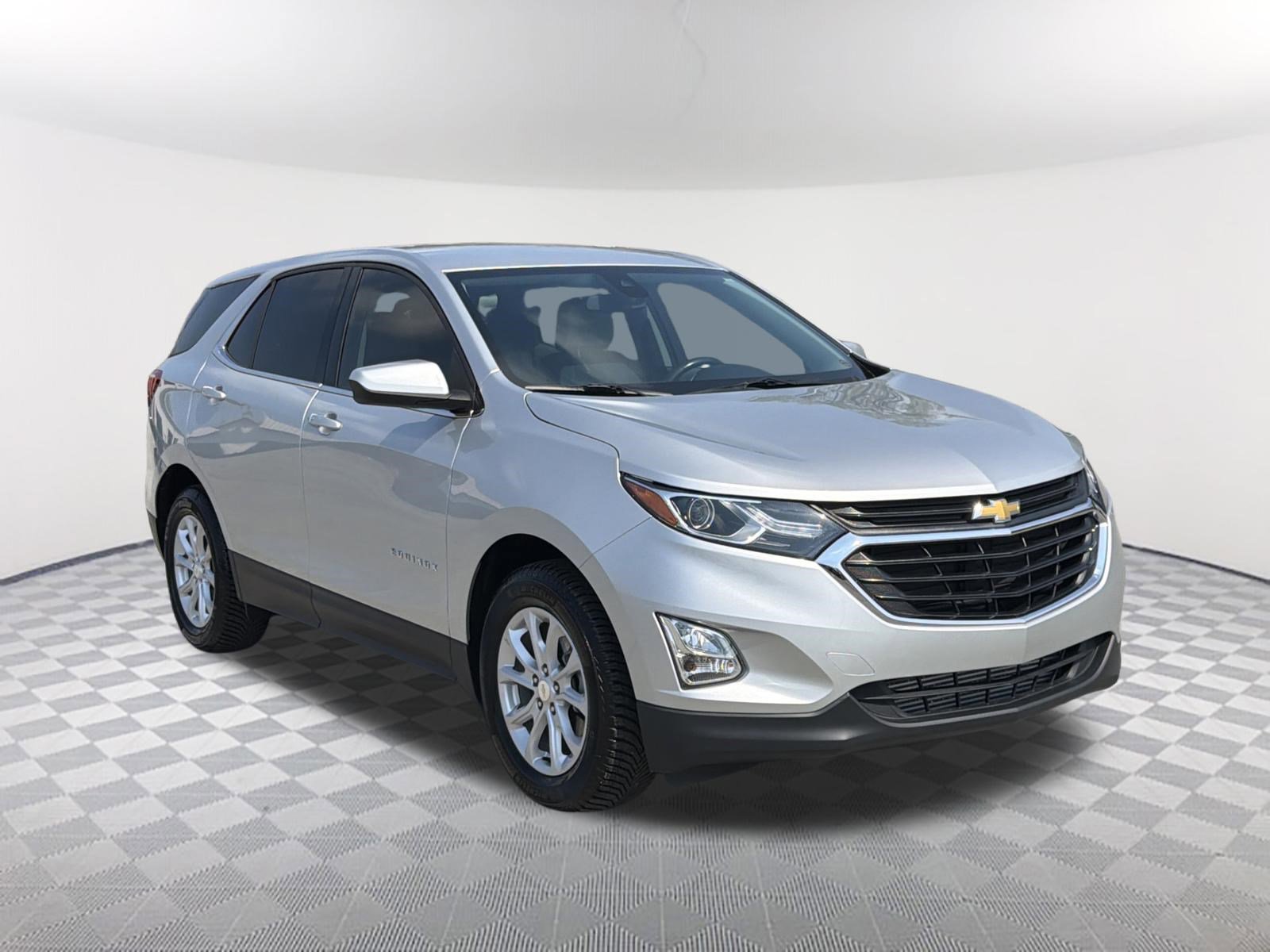Used 2020 Chevrolet Equinox LT FWD image 3