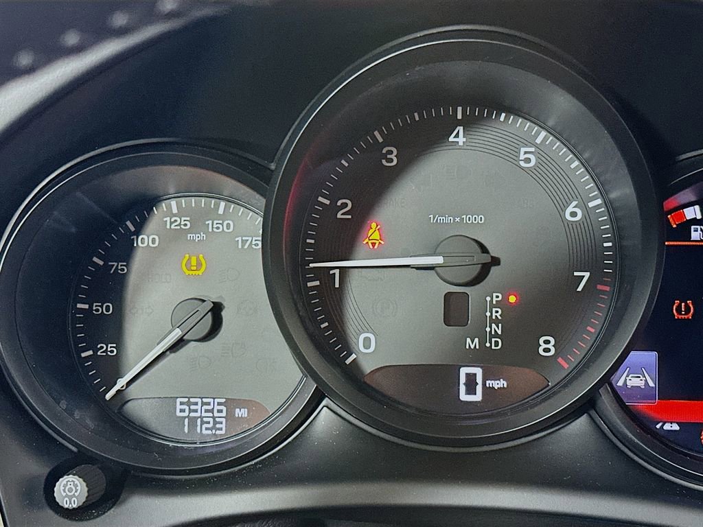 New 2025 Porsche Macan image 13