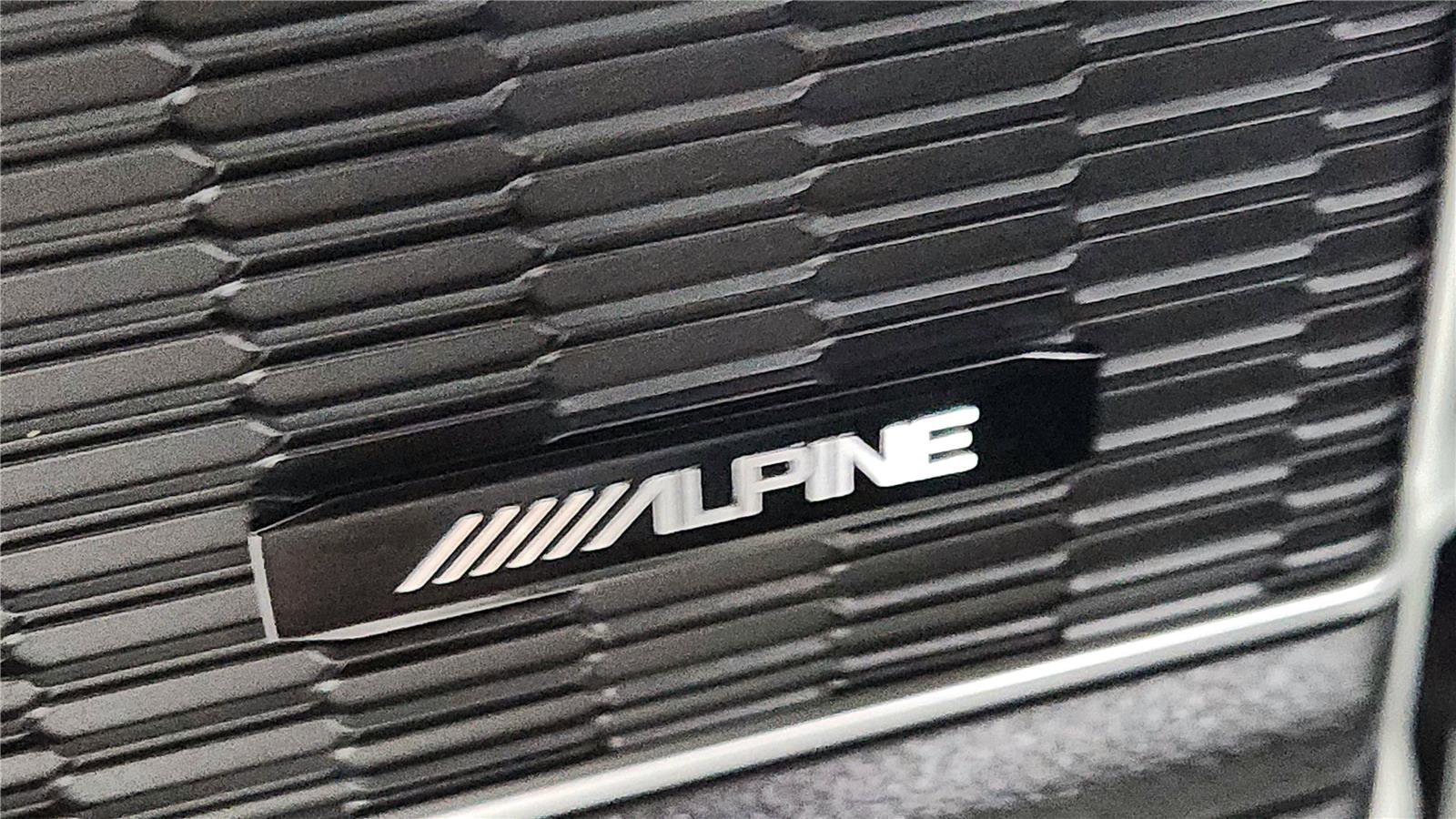 Used 2024 Jeep Grand Cherokee Trailhawk w/ Luxury Tech Group III image 21