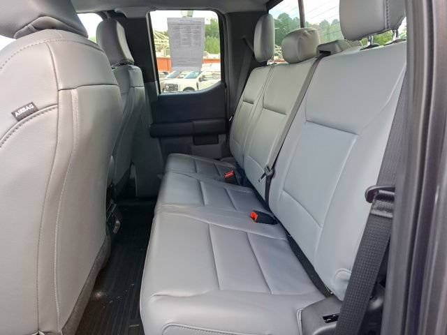 Used 2025 Ford F250 XL RWD image 27