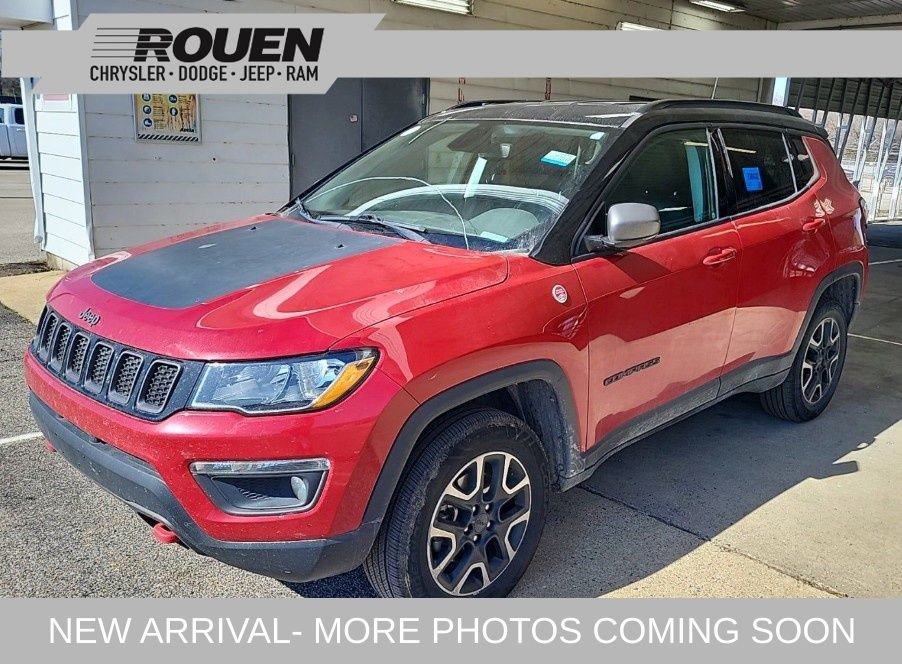 Used 2019 Jeep Compass Trailhawk image 1