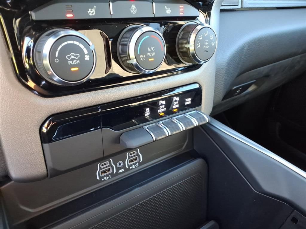 New 2025 RAM 1500 Big Horn image 23