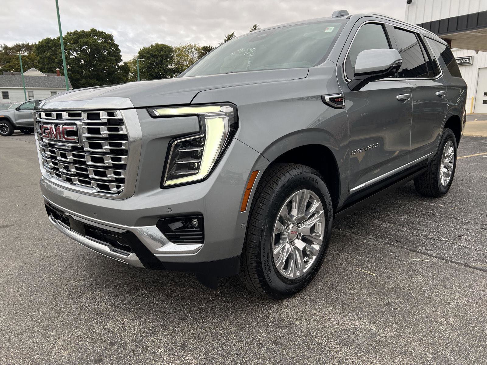 New 2026 GMC Yukon Denali w/ Sun & Power Step Package image 10