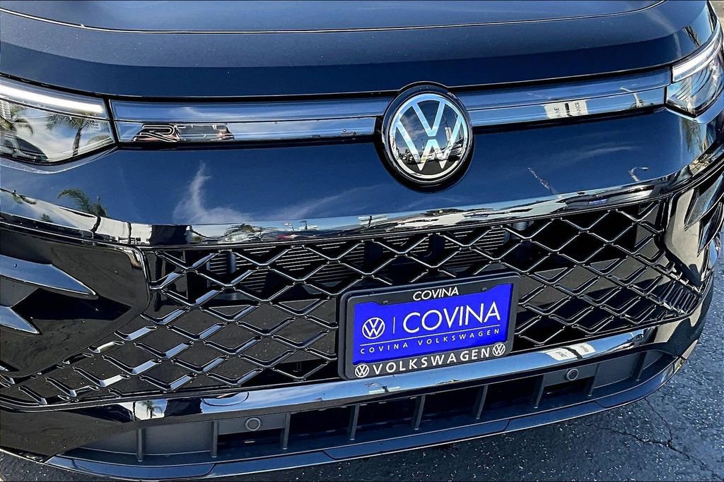 New 2026 Volkswagen Tiguan SE R-Line image 30