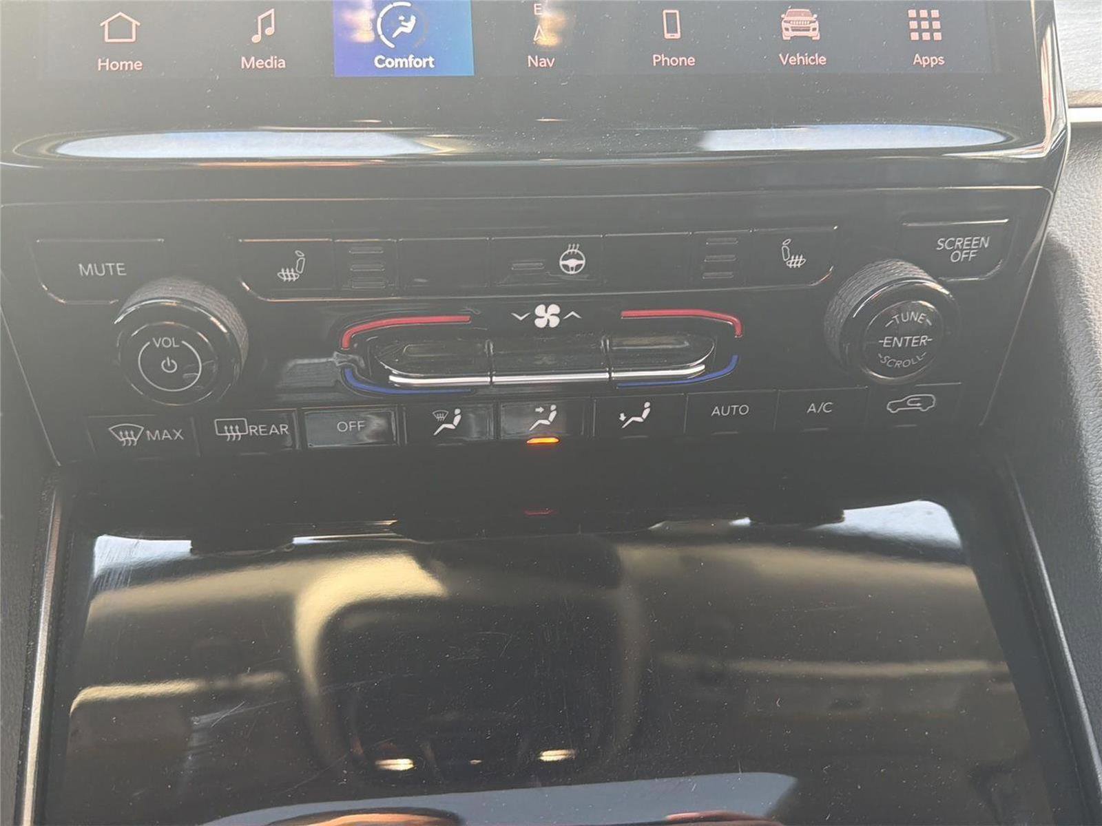 Used 2024 Jeep Grand Cherokee Limited 4xe image 26