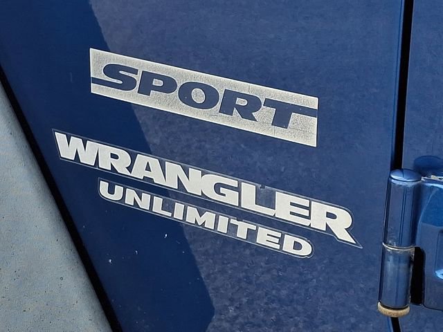 Used 2010 Jeep Wrangler Unlimited Sport image 27