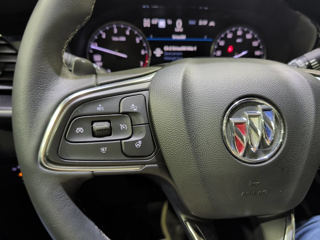 Used 2021 Buick Envision Essence w/ Technology Package I AWD/4WD image 27