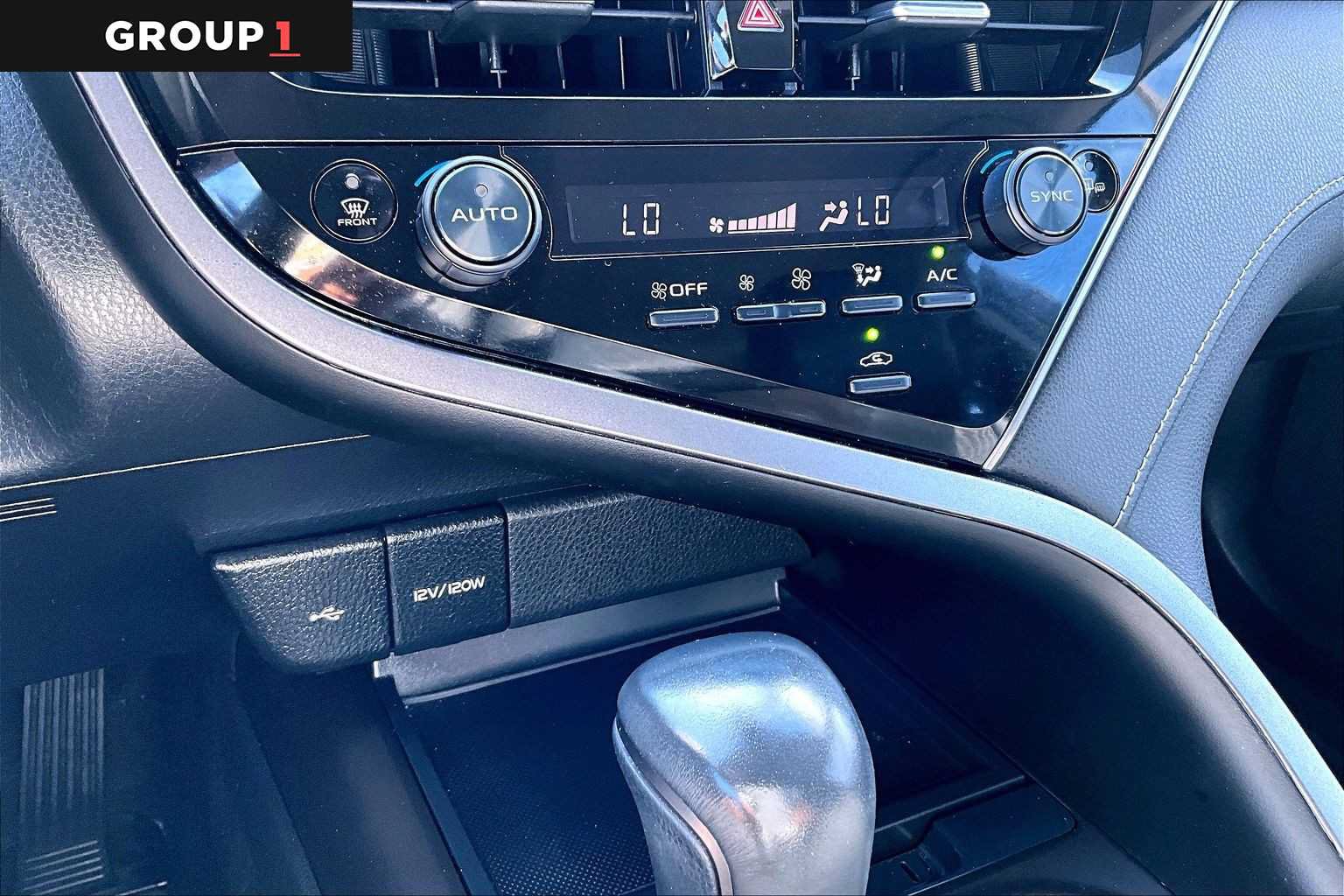 Used 2023 Toyota Camry SE w/ Blackout Package (TMS) FWD image 35