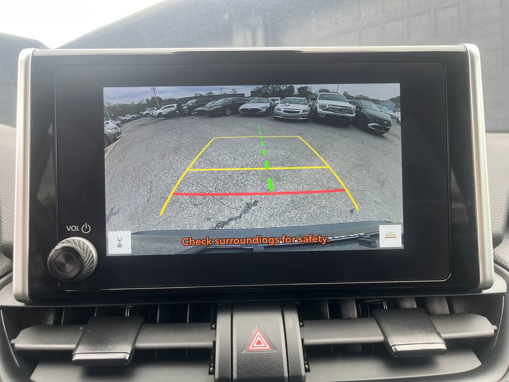 Used 2025 Toyota RAV4 XLE AWD/4WD image 35
