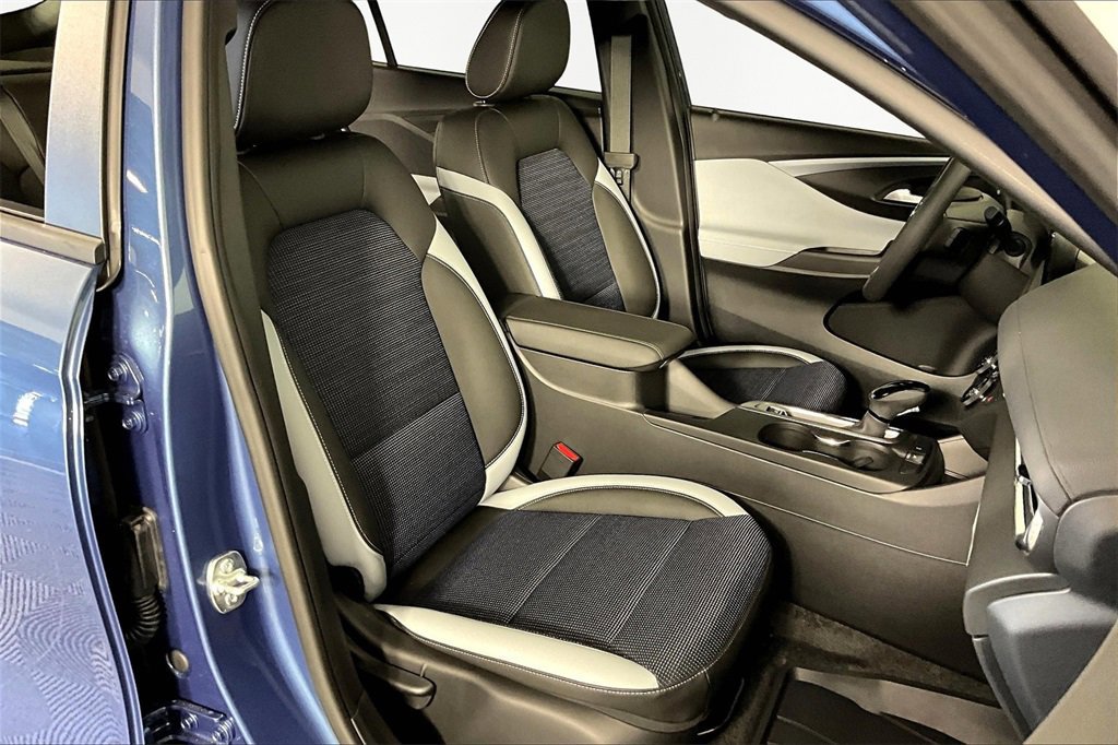 New 2026 Buick Envista Preferred w/ Advanced Safety Package image 12