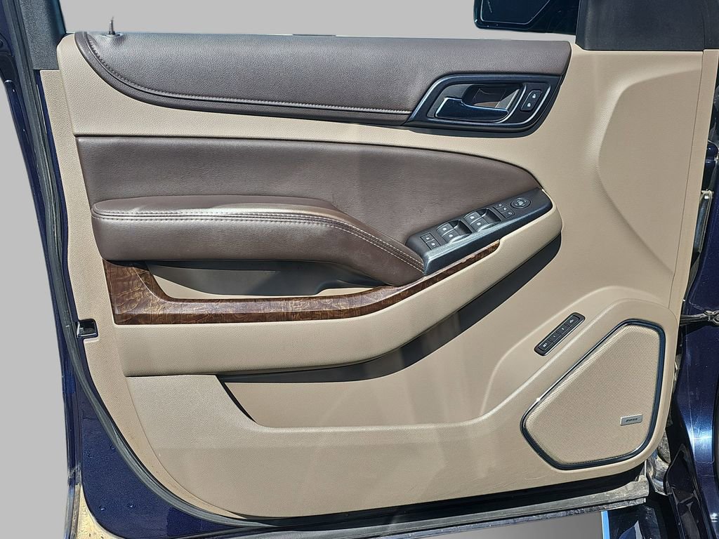 Used 2018 Chevrolet Tahoe LT w/ LT Signature Package AWD/4WD image 32