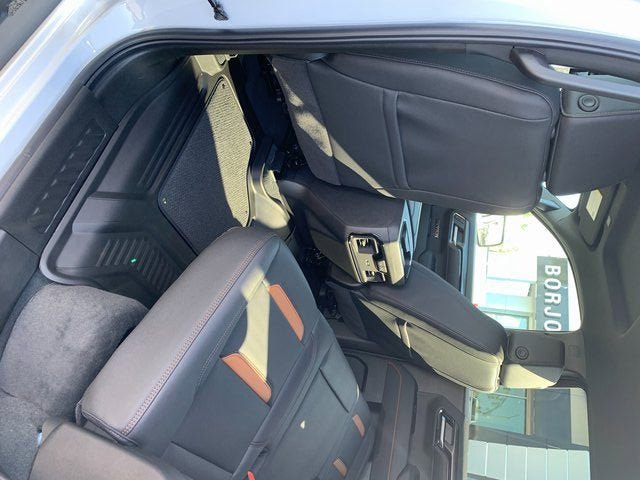 New 2026 GMC Sierra 1500 AT4 w/ AT4 Premium Package AWD/4WD image 14